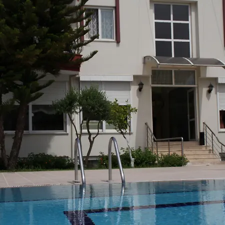 Minta Hotell 3*