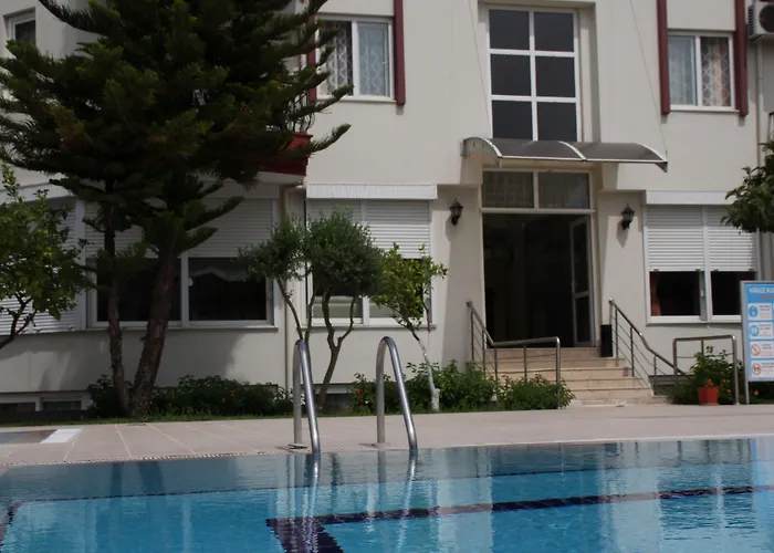 Minta Hotell 3*
