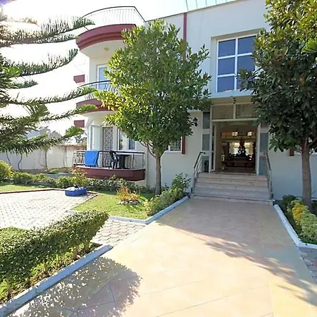 Hotel Minta 3*